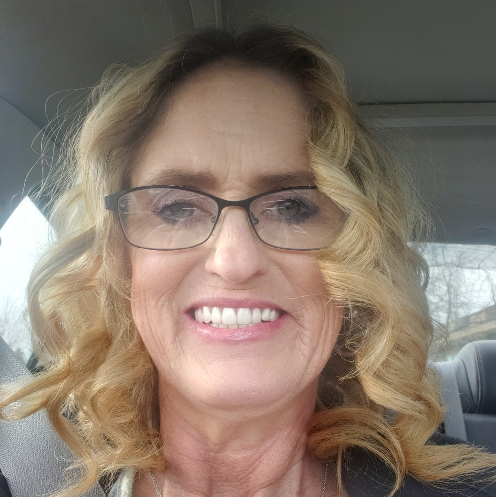 Meet your Posher, Jennifer's